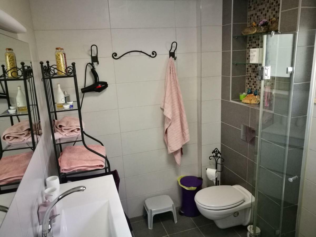 Tamar'S Place Karmiel Luaran gambar